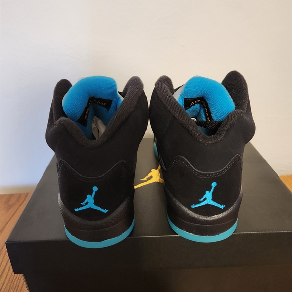 Air Jordan 5 Retro Aquatone Taxi sz 5y - Picture 5 of 9